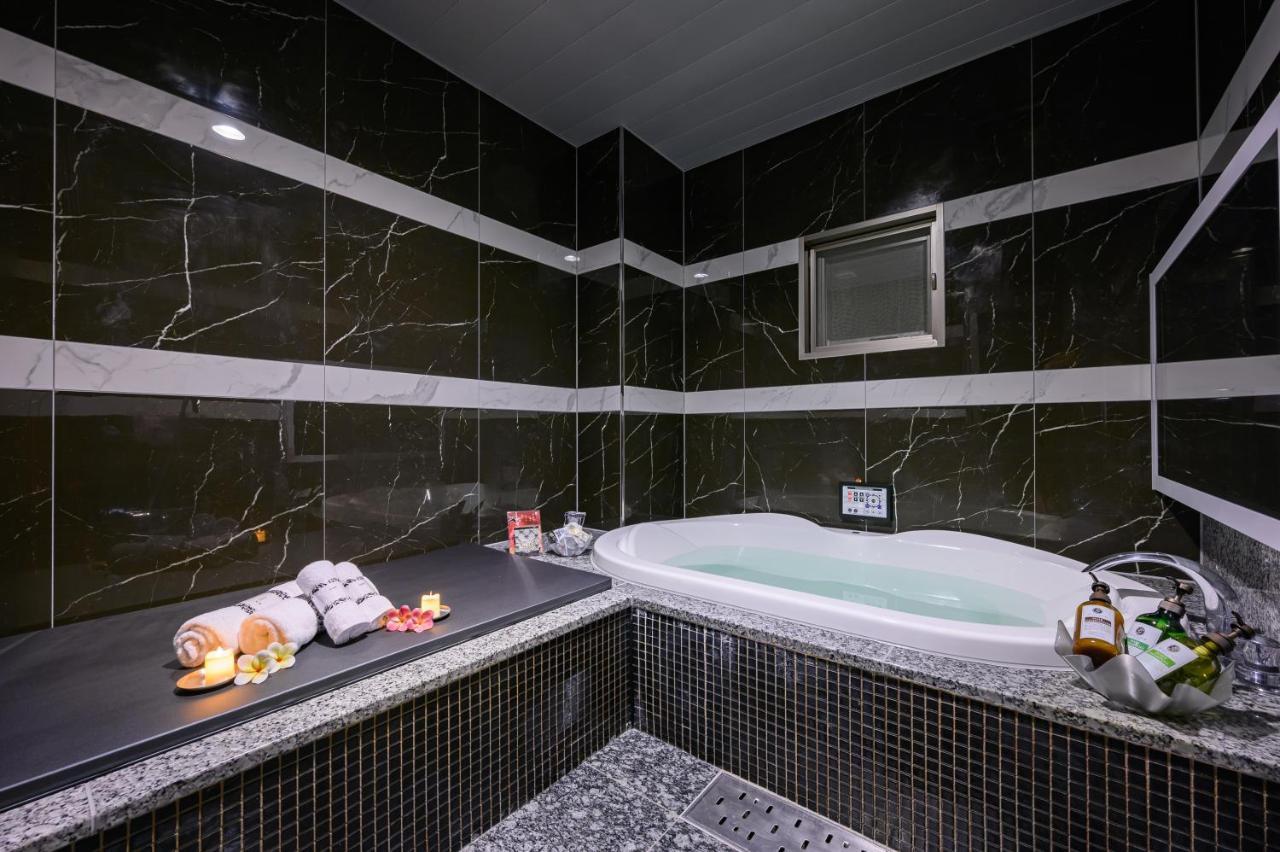 Hotel Dior7つくば สึชิอุระ ภายนอก รูปภาพ