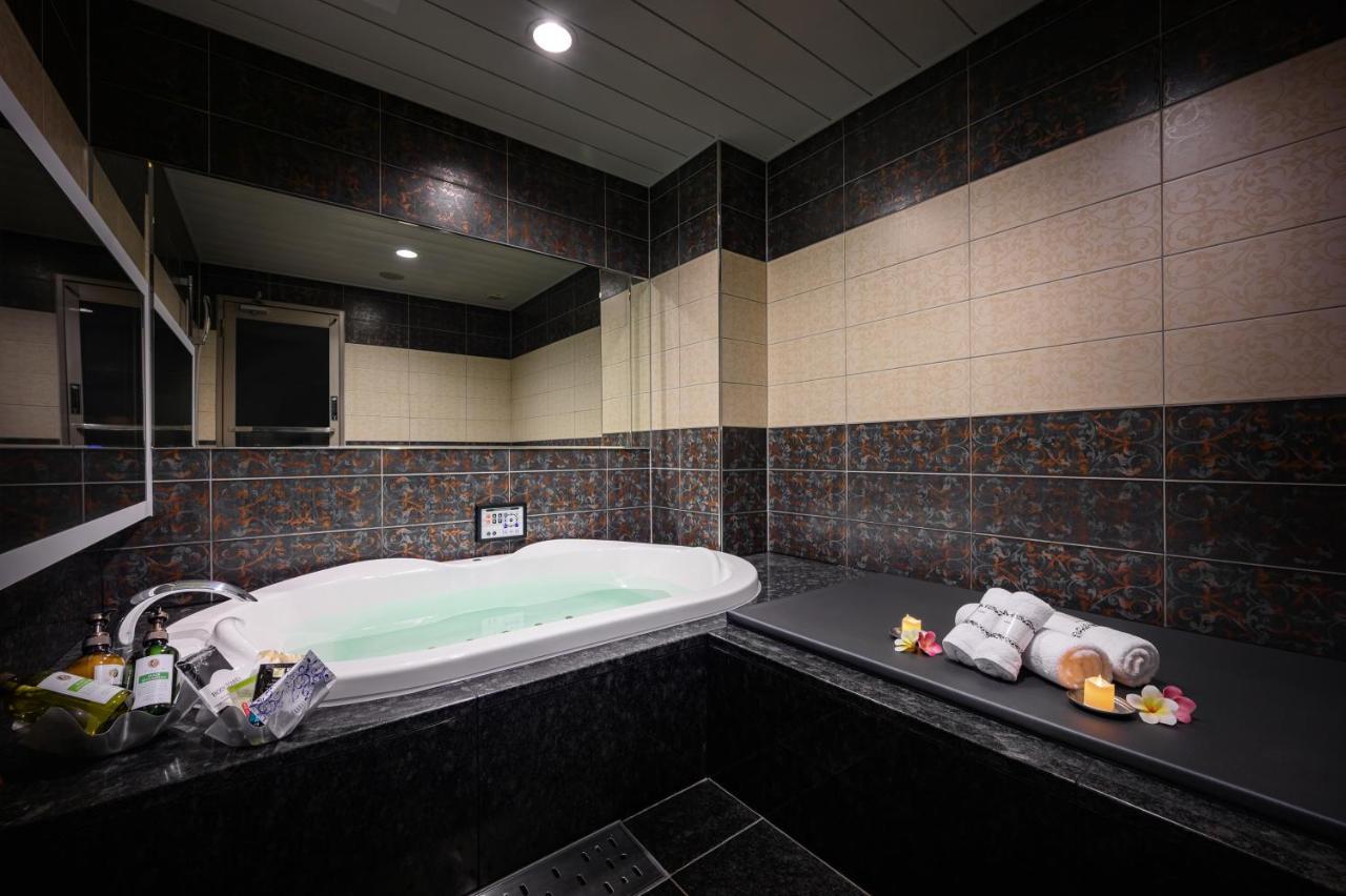 Hotel Dior7つくば สึชิอุระ ภายนอก รูปภาพ