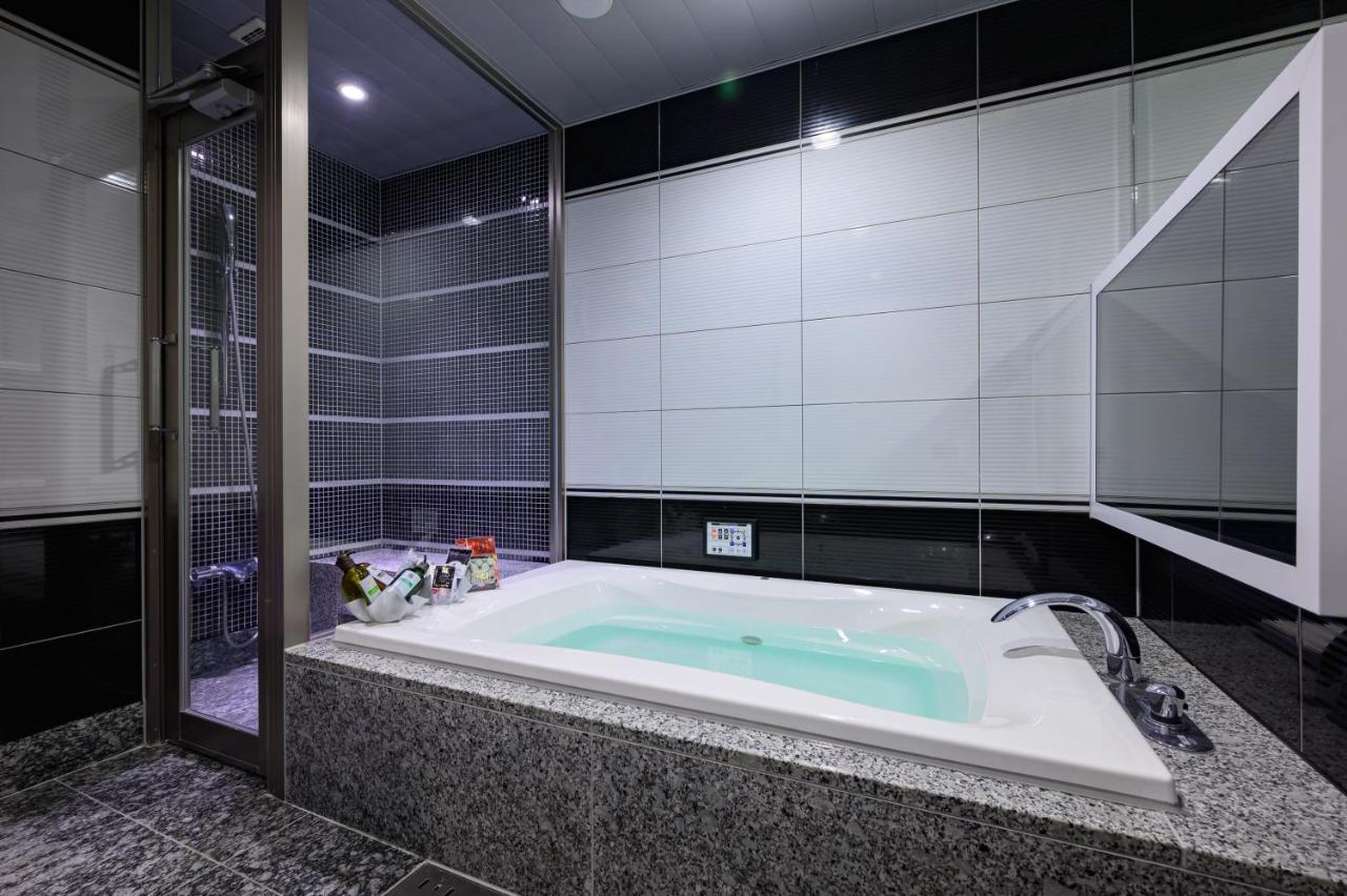 Hotel Dior7つくば สึชิอุระ ภายนอก รูปภาพ